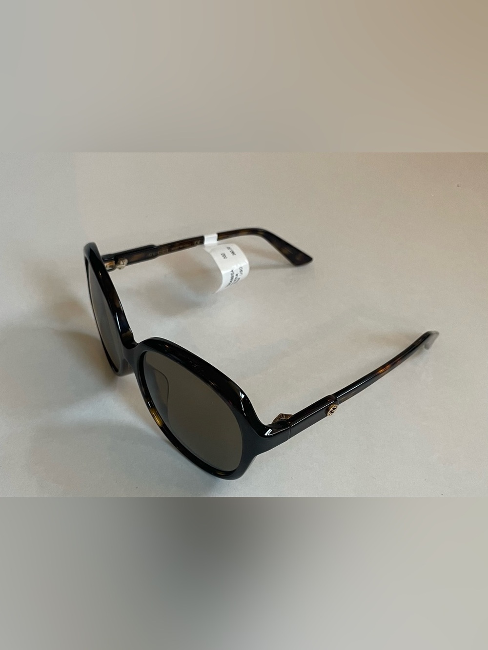 Gucci Oversized Oval Women's Sunglasses Dark Toirtoiseshell - Picture 2 of 6
